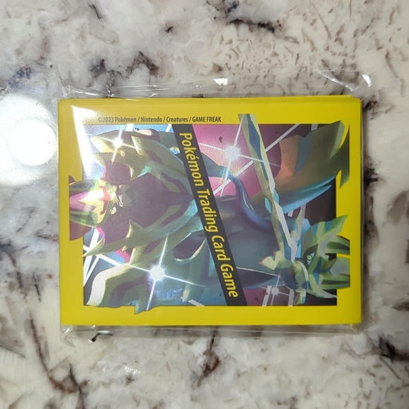Official Pokemon Crown Zenith TCG Deck Sleeves new Pokèmon zacian zamazemta - Picture 2 of 3